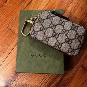 Gucci GG Supreme key pouch